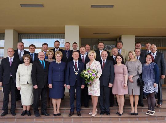 Prisiekė naujos kadencijos Radviliškio rajono savivaldybės tarybos nariai ir meras