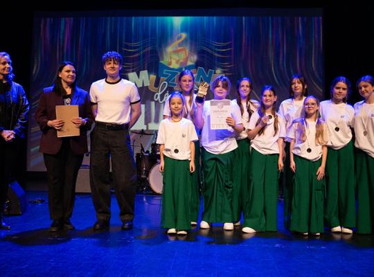 Radviliškyje nuskambėjo vaikų muzikos festivalis-konkursas „Muzikinė dėžutė“