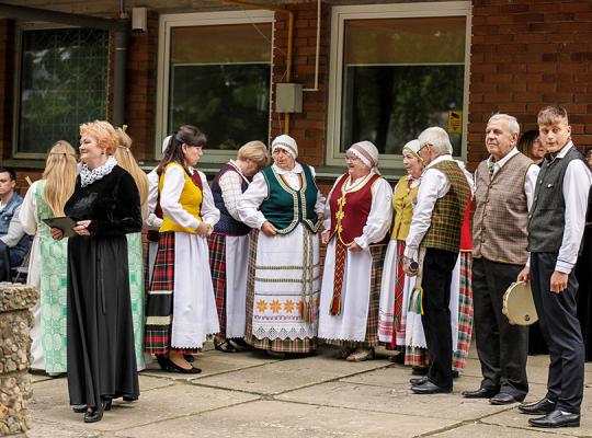 Savaitgalis Alksniupiuose subūrė į vasaros festivalį „Saulėgrįža“
