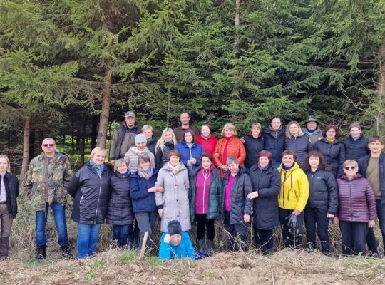Bibliotekininkų pasodintas miškas oš Aukštelkuose