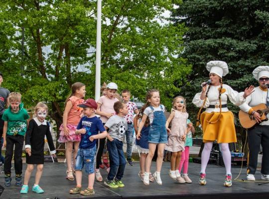 Mažieji šeduviai linksmai pasitiko vasarą