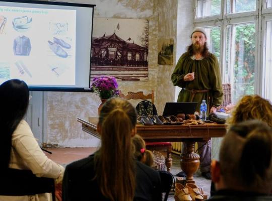 Šeduvos kraštotyros muziejuje atgijo odinis XIII–XVII a. Lietuvos miestiečių gyvenimas