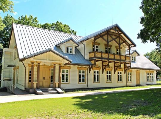 Lietuvos pilių ir dvarų asociacija kviečia atrasti ir pažinti senųjų meistrų palikimą pilyse ir dvaruose