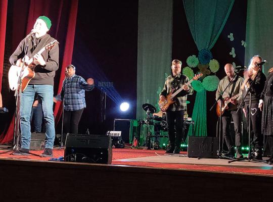 „Naisių vasaros teatro“ muzikinis pasirodymas Raudondvaryje