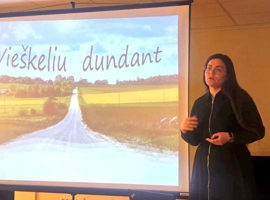 Radviliškio krašto dvarai – fotografijų parodoje: praeities didybė ir netikėti atradimai