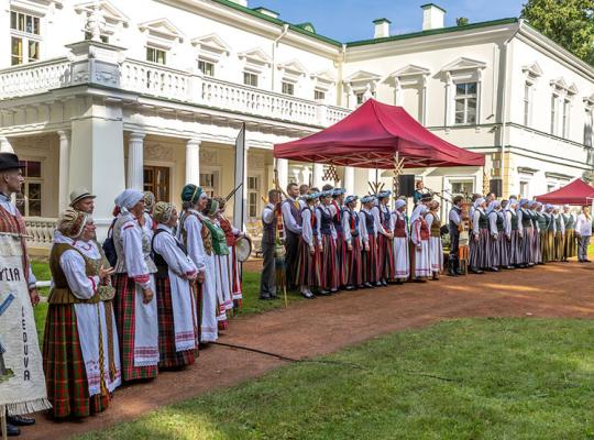 Tarptautinis folkloro festivalis sujungė bendruomenes, tradicijas ir šalis