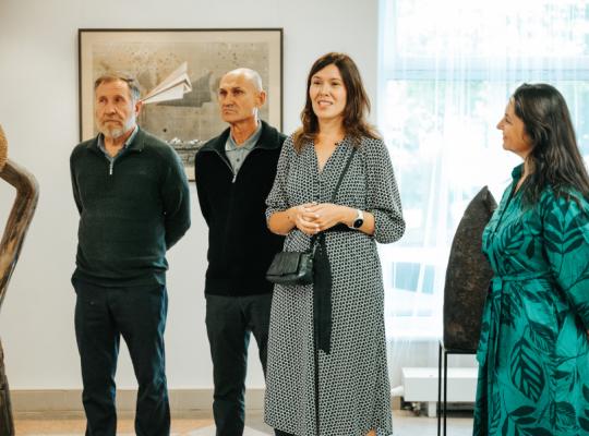Keturi kūrėjai, keturios meno kalbos: Radviliškyje atsivėrė „Atminties rakursai“