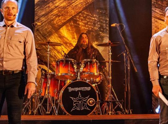 Šeduvoje nuvilnijo antrasis šviesų ir meno festivalis „Nakties intencijos“