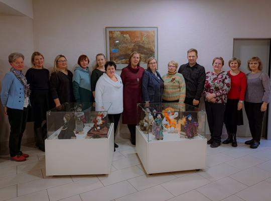 Kūrybiškose dalyvių rankose atgijo lėlės, skirtingos išvaizda ir charakteriais