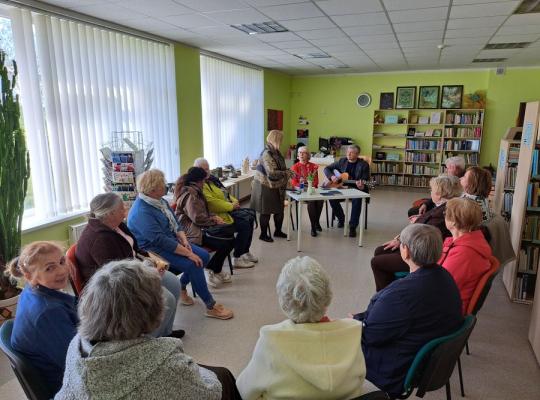 Kutiškių bibliotekoje – kūryba praturtintas vakaras