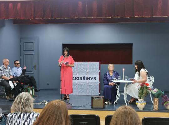 Pakiršinyje pristatyta poetės Laimos Jankauskienės poezijos knyga „Būk meilė“