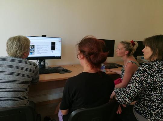Bibliotekose vyko „Skaitmeninės savaitės 2024“ mokymai gyventojams