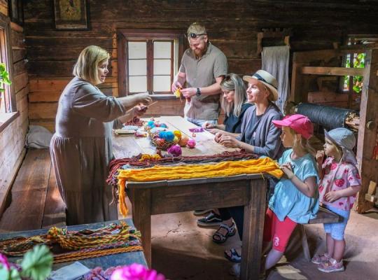 Kleboniškių muziejuje atgijo senieji amatai ir kasdieniai darbai