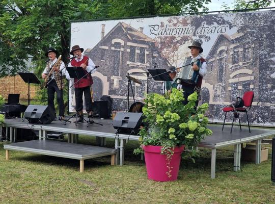 Pakiršinyje nuskambėjo „Dvaro vakarų“ koncertas
