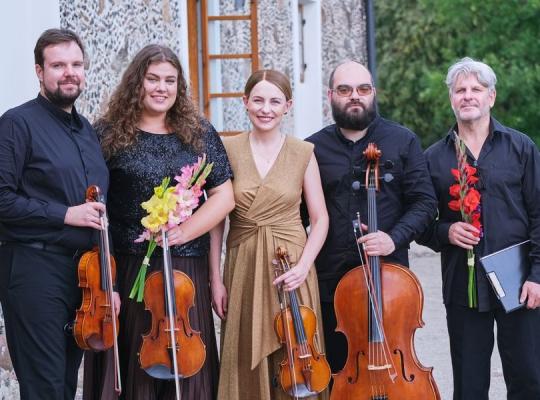 Burbiškio dvare skambėjo Adomo Mickevičiaus eilės ir romantiška muzika