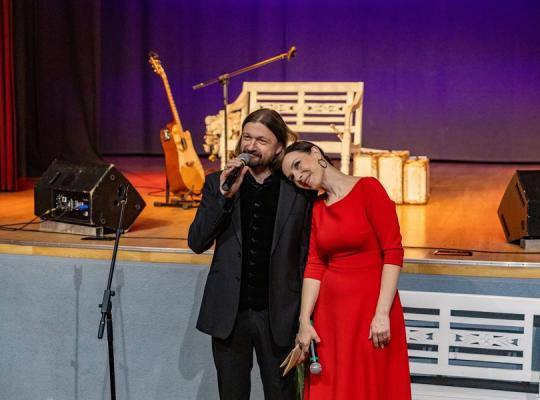 Šeduvoje – poezijos ir muzikos vakaras „Tik tau, tau vienam“
