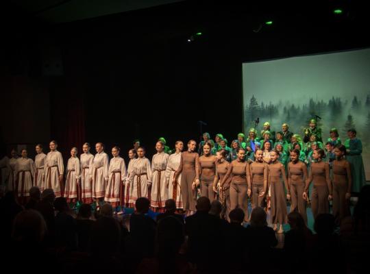Vienybės ir atminties šventė: chorų festivalis „Dainos Lietuvai“ suvienijo balsus ir širdis