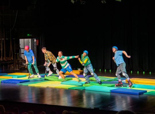 Tarptautinis vaikų teatrų festivalis baigėsi Emilio išdaigomis