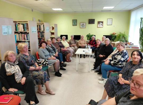Poezijos popietė „Rudens poezija“ Kutiškių bibliotekoje