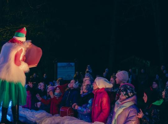 Pakiršinio dvare – kalėdinė eglutės įžiebimo pasaka