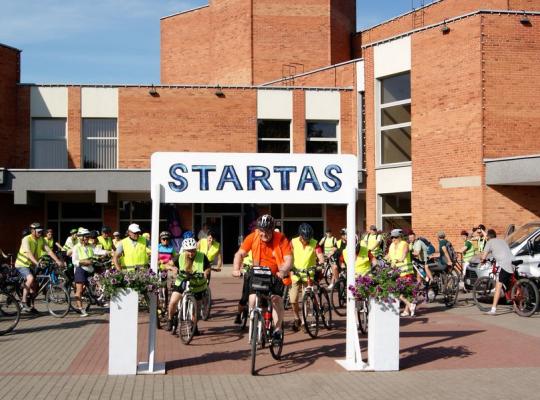 Dviračių žygiu pradėtas Radviliškio miesto gimtadienio renginių maratonas