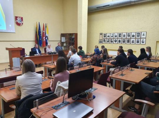 Antroji „Ateities“ mokyklos mokinių viešnagė Savivaldybėje