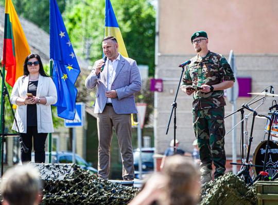 Šeduvoje paminėta Partizanų pagerbimo, kariuomenės ir visuomenės vienybės diena 