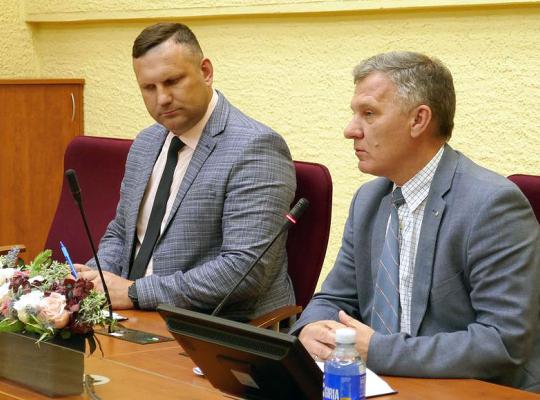 Susitikime su Radviliškio ligoninės direktoriumi diskutuota apie teikiamų medicinos paslaugų plėtrą, iš pacientų gaunamus skundus ir ligoninės ateities viziją