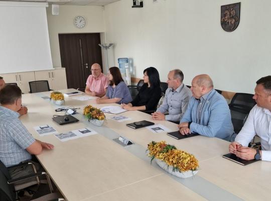 Bandymų ežerą išsinuomoję verslininkai planuoja paversti jį žvejų traukos centru