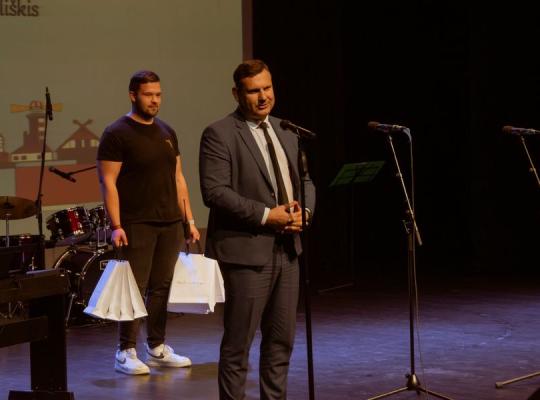 Vilties paukštė nusileido Radviliškyje