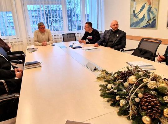 Ruošiamasi trumpinti alubarių darbo laiką rytais