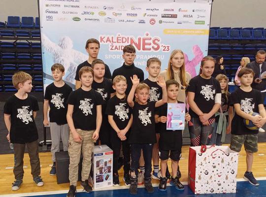 Vėriškių vaikų dienos centro lankytojai dalyvavo kalėdinėse žaidynėse
