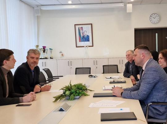 Meras radviliškiečių pastabas perdavė atliekų tvarkytojams