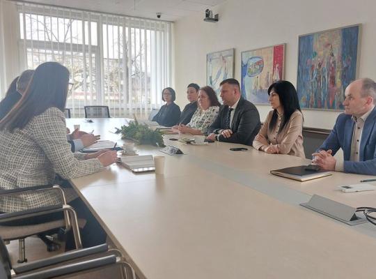 Savivaldybėje aptarta darbo rinkos situacija Radviliškio rajone