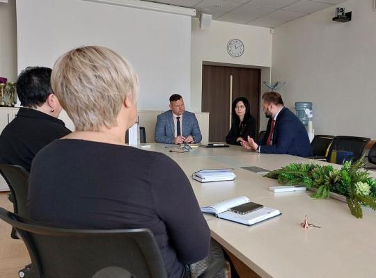 Savivaldybėje diskutuota apie sveikatos priežiūros ir socialinių paslaugų plėtros galimybes