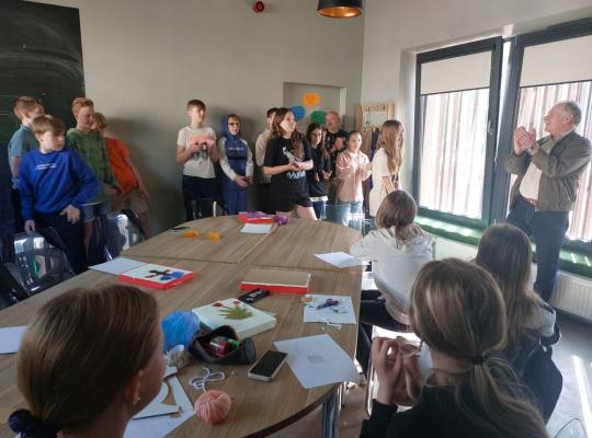 Savivaldybės dovanos – „Atliekų kultūros“ egzamine geriausiai pasirodžiusiems rajono gyventojams