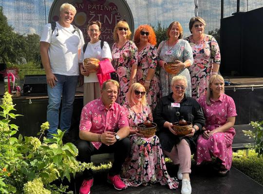 Penktasis „Šaltibarščių gaminimo čempionatas“ Pakiršinio dvare – tai šventė, kuri sujungia bendruomenes, šeimas, tradicijas ir kūrybiškumą!