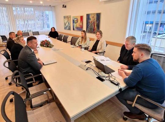 „Megzk ryšius Lietuvoje“: į užsienį išvykę radviliškiečiai kviečiami sugrįžti