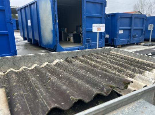 Mirtinai pavojinga atlieka: kaip saugiai tvarkyti asbesto turinčius gaminius?