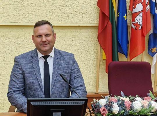 Gerbiamieji Radviliškio krašto žmonės!