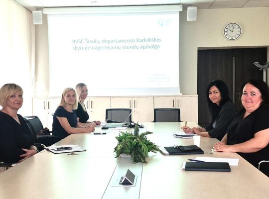 Aptarti gyventojų skundai dėl sveikatai nepalankių veiksnių ir paslaugų kokybės