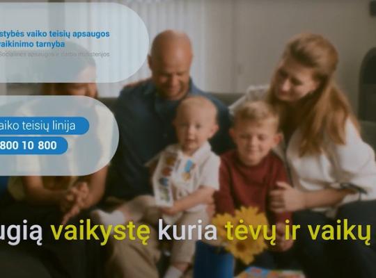 Saugios vaikystės pamatas – tvirtas tėvų ir vaikų ryšys