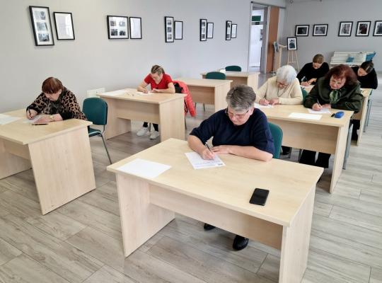 Radviliškiečiai dalyvavo Nacionaliniame diktanto konkurse