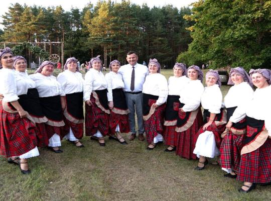 Žolynų ir pyragų dvelksmas Grinkiškyje