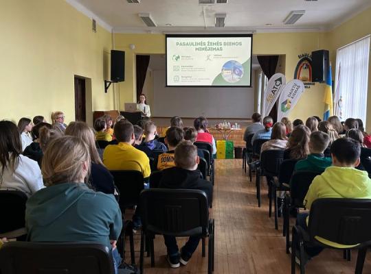 Pasaulinės Žemės diena Šiaulių regione: moksleiviai ir aplinkosauginės veiklos