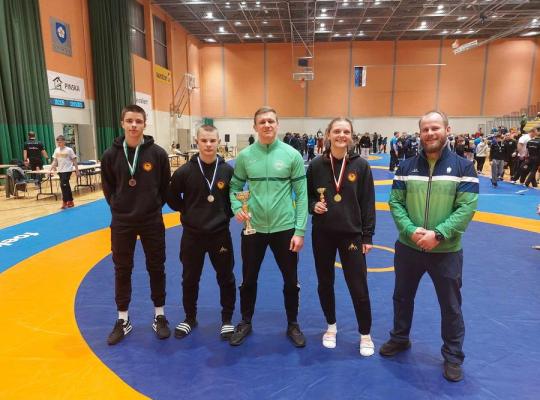 Radviliškio imtynininkams puikiai sekėsi Estijoje