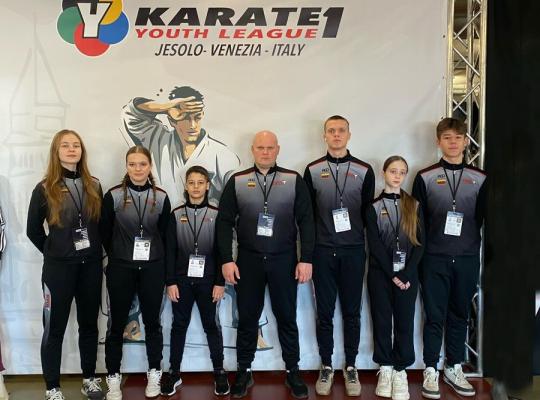 Radviliškiečiai savo jėgas išbandė Italijoje vykusiose sportinio karatė varžybose