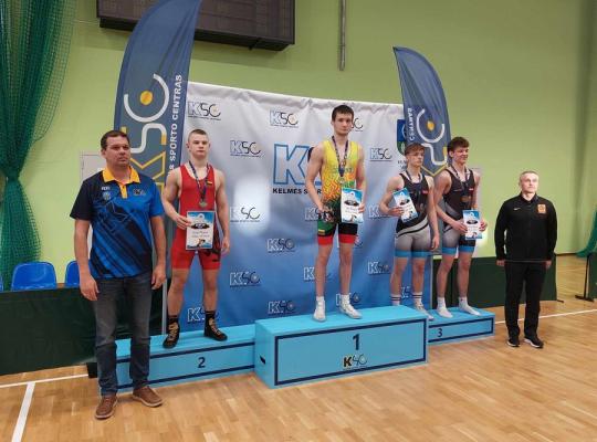 Radviliškiečiai imtynininkai dalyvavo tarptautiniame laisvųjų imtynių turnyre „Kelmė cup 2024“