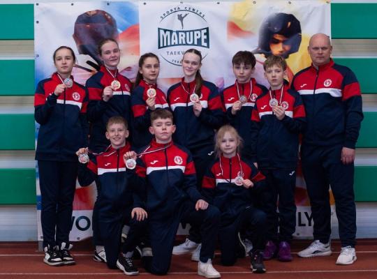 Radviliškiečiai sportininkai iš tekvondo varžybų parsivežė net 10 medalių