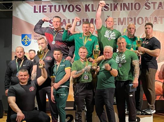 Radviliškio jėgos trikovės klubo sportininkai – Lietuvos čempionai ir prizininkai